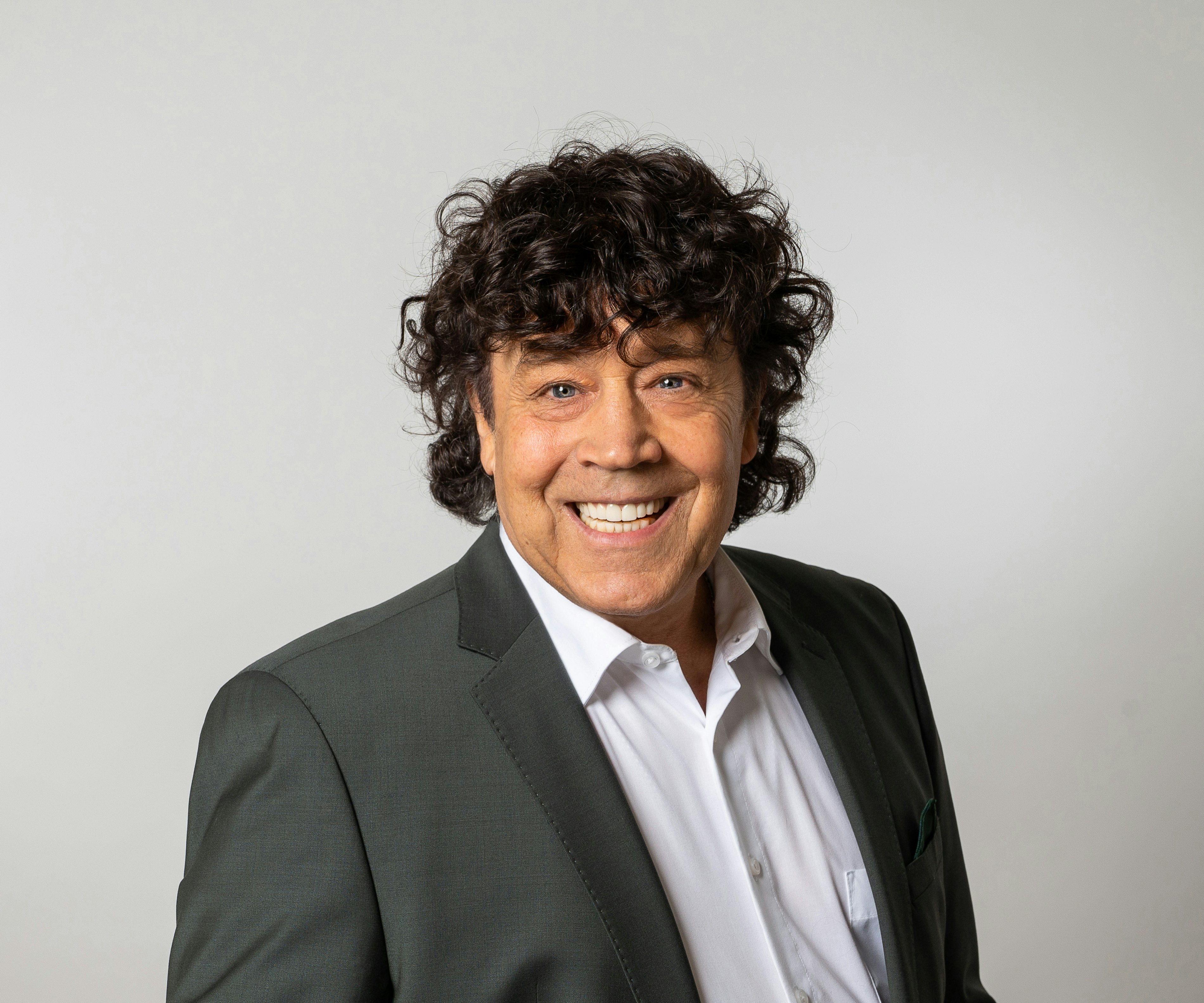 Dennie Christian mrt 2023