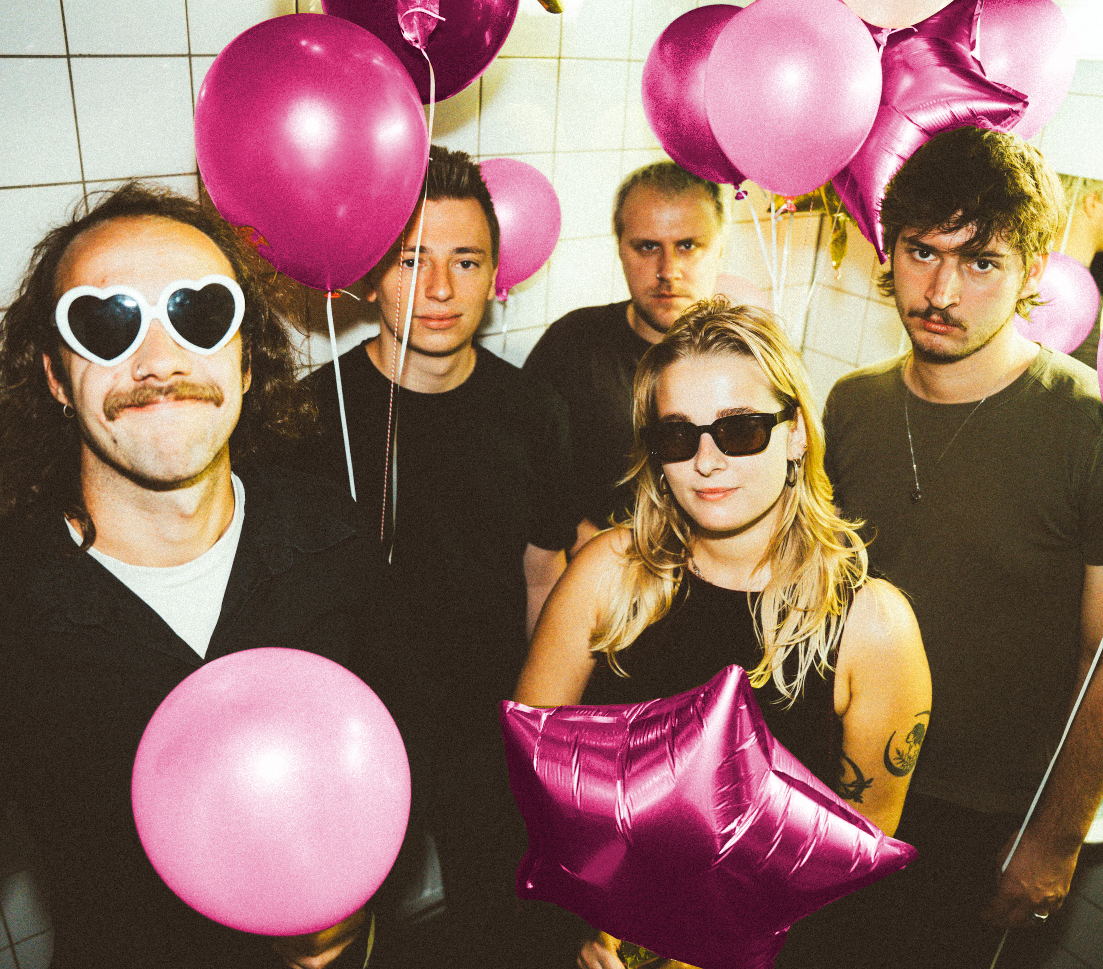 PINK BALLOONS Glenn Verberck